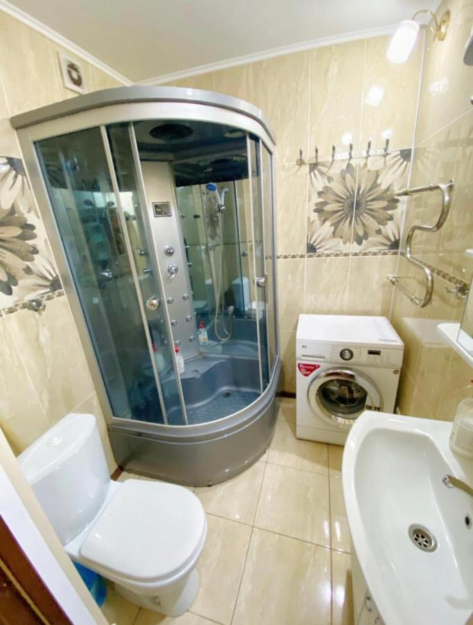 Apartments Ahmetova 4 21 Almaty Exterior photo