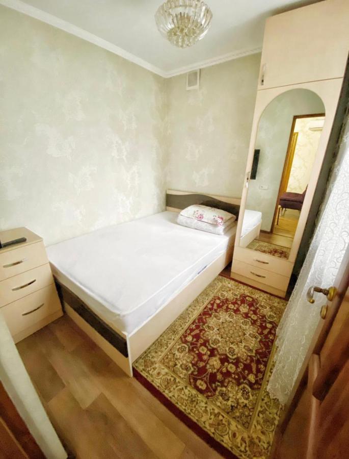 Apartments Ahmetova 4 21 Almaty Exterior photo